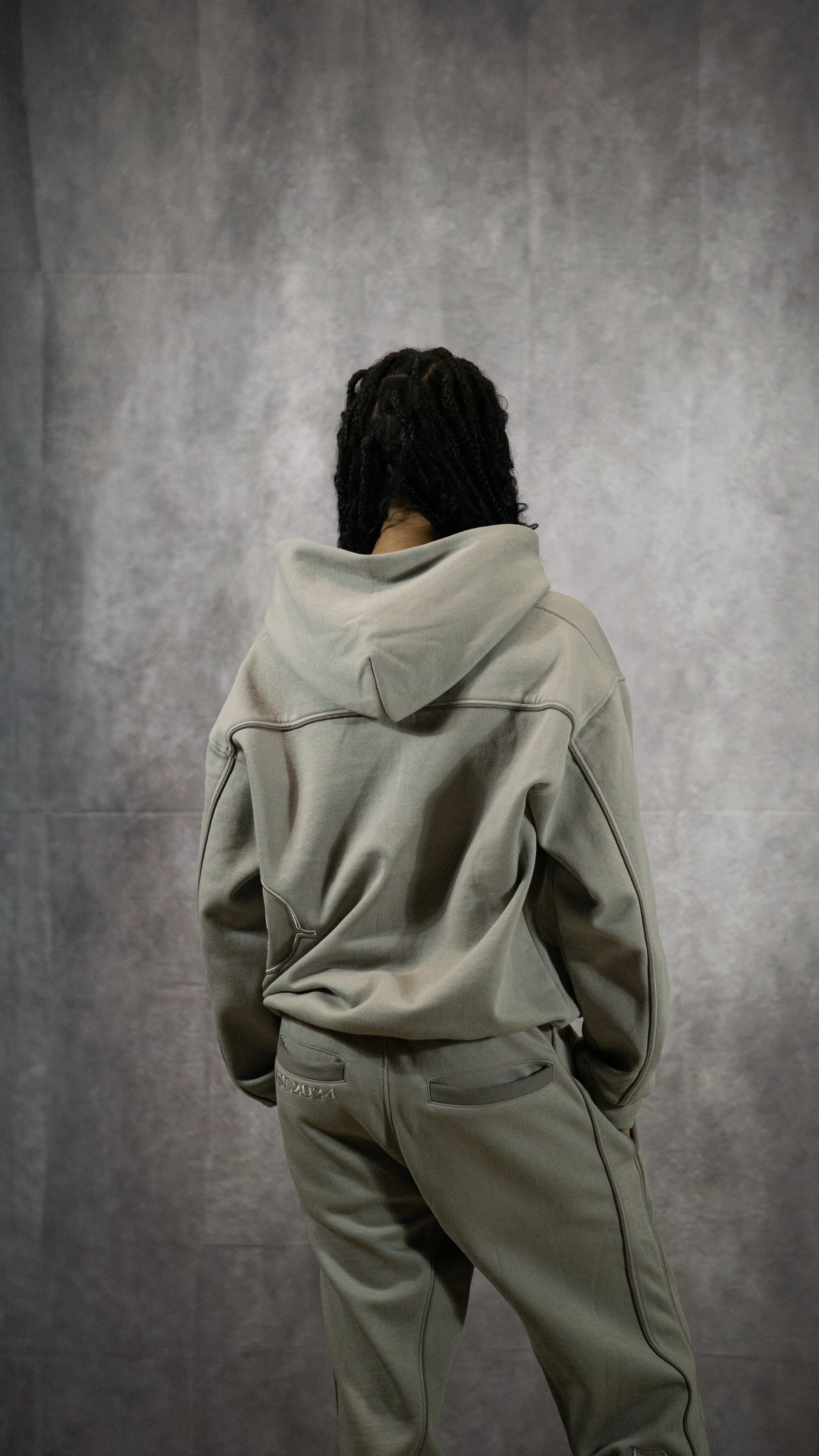 Éleve Mink Grey Hoodie