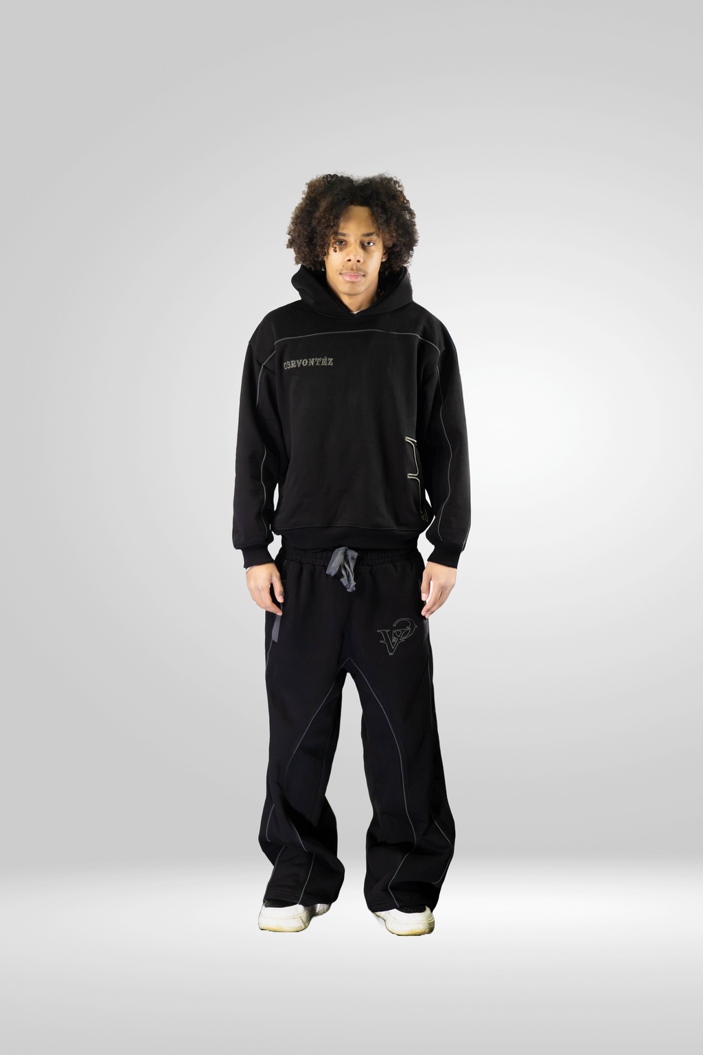 Éleve Noir Black Tracksuit